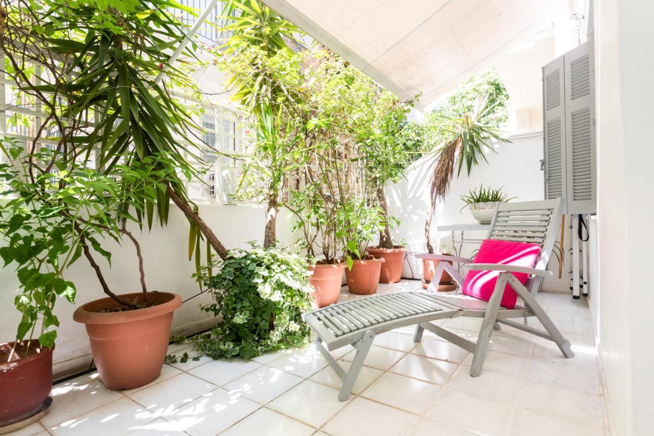 Beautiful With Veranda - Heart Of Apartment
